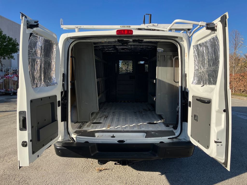 Used 2021 Nissan NV 2500 SV image 29