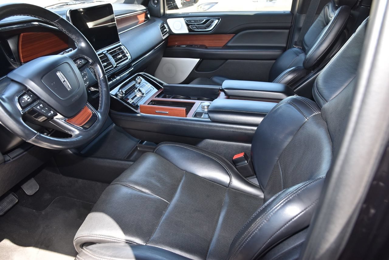Used 2021 Lincoln Navigator Reserve w/ Luxury Package AWD/4WD image 10