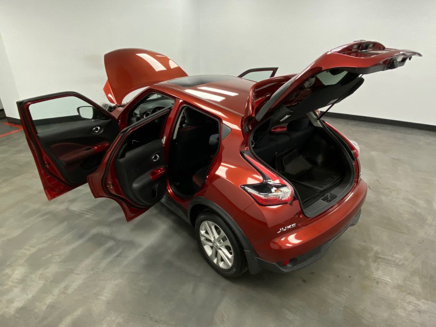 Used 2015 Nissan Juke SV w/ Technology Package image 46