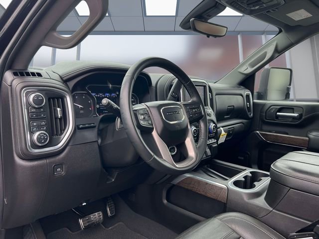 Used 2023 GMC Sierra 3500 Denali w/ Technology Package AWD/4WD image 24