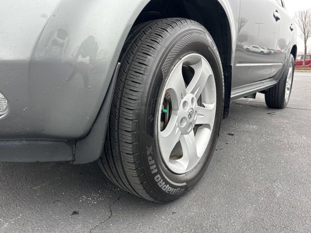 Used 2005 Nissan Murano SL w/ (J01) Sunroof Pkg image 12