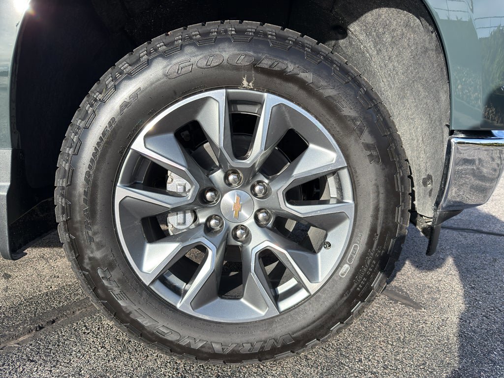 New 2026 Chevrolet Silverado 1500 LT w/ Safety Package AWD/4WD image 9