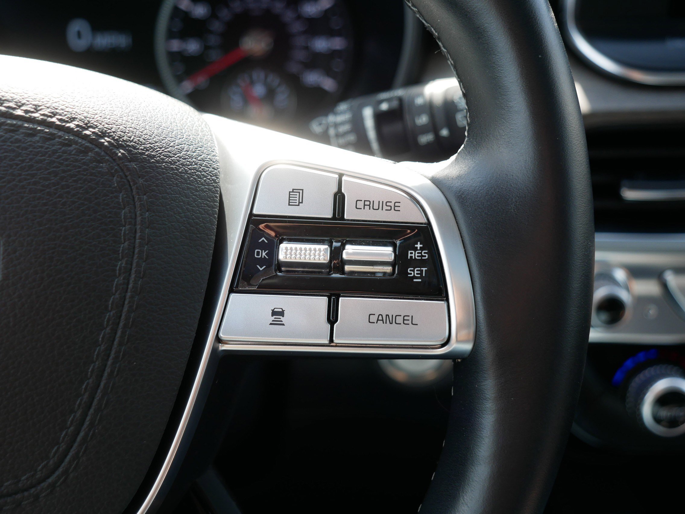 Certified 2022 Kia Telluride SX w/ SX Prestige Package image 31