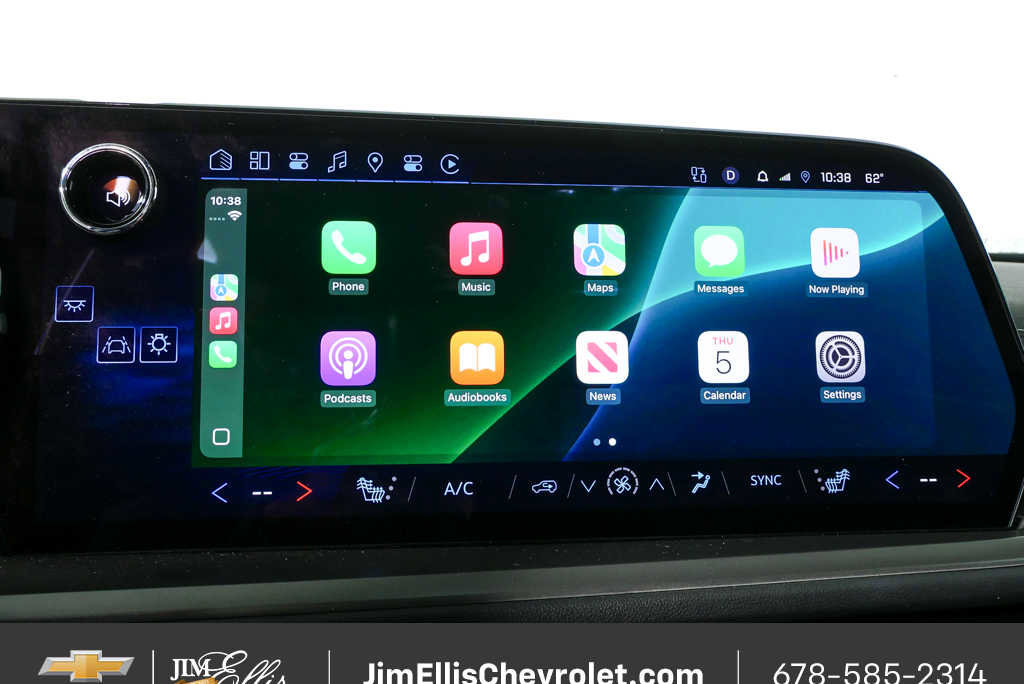 Certified 2025 Chevrolet Traverse LT image 16