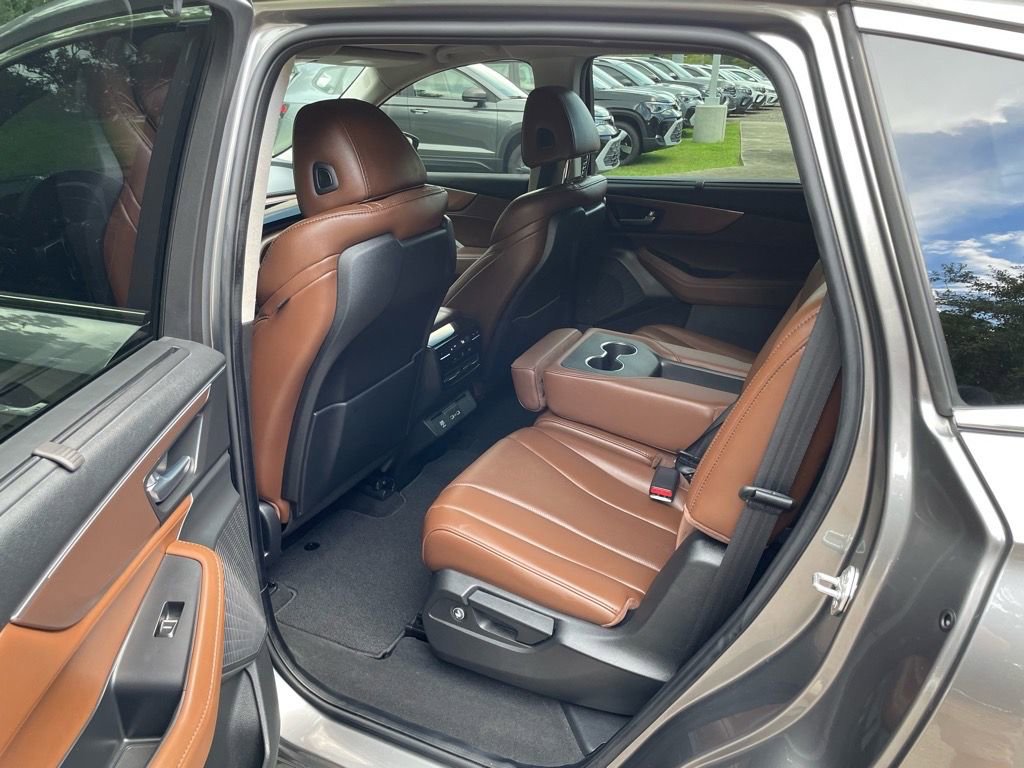 Used 2023 Acura MDX Technology image 24