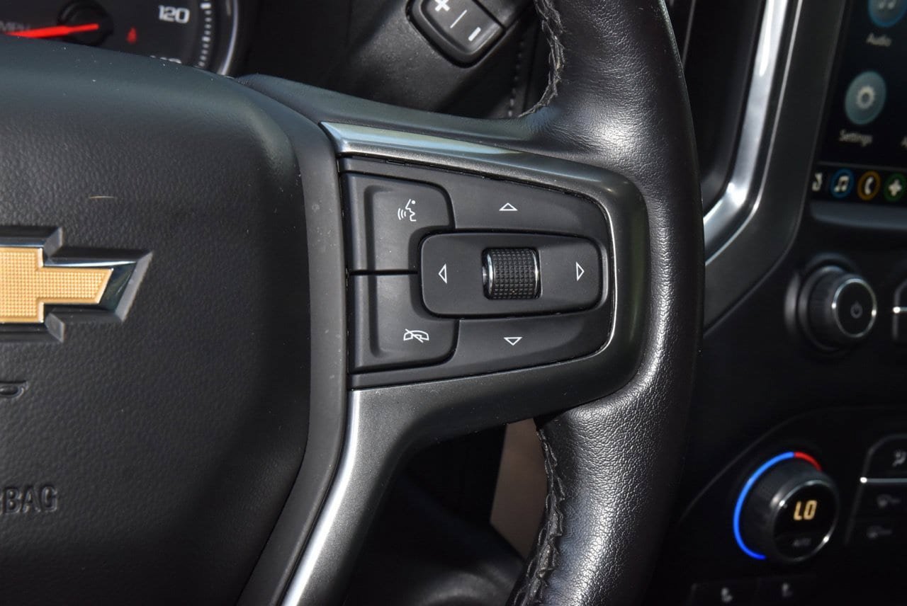 Used 2021 Chevrolet Silverado 1500 LT w/ Convenience Package II AWD/4WD image 24