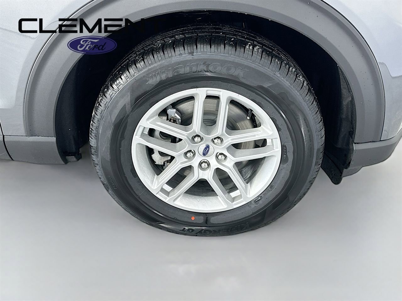 New 2026 Ford Explorer Active AWD/4WD image 33