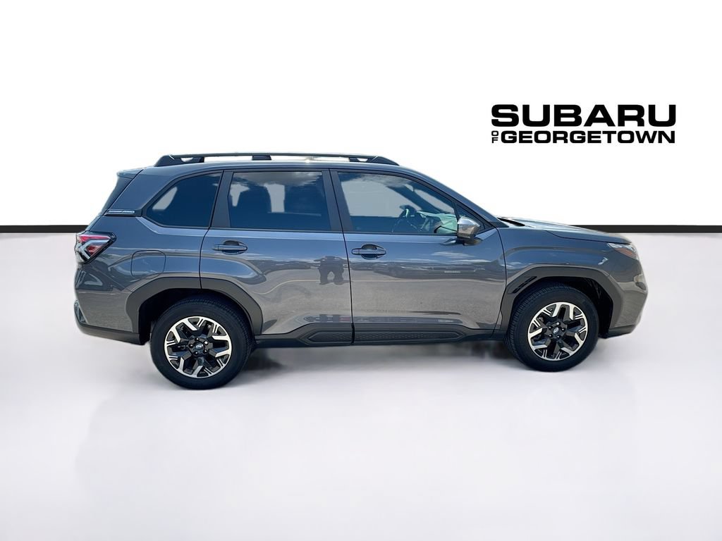 Certified 2025 Subaru Forester Premium w/ Convenience Package #1 AWD/4WD image 9