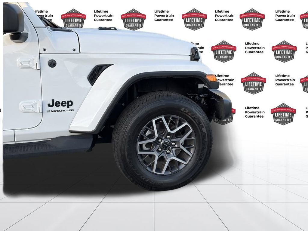 Used 2025 Jeep Wrangler Sahara w/ Safety Group image 8