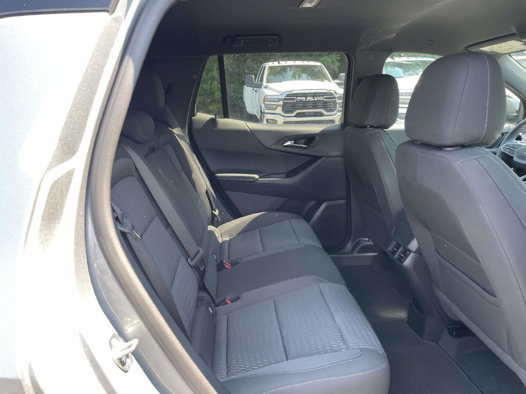 Used 2026 Chevrolet Equinox LT w/ Midnight Edition FWD image 14