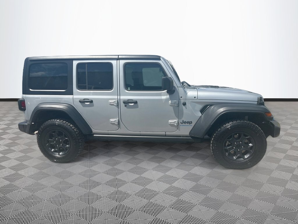 Certified 2023 Jeep Wrangler Unlimited w/ 8.4" Radio Group AWD/4WD image 5