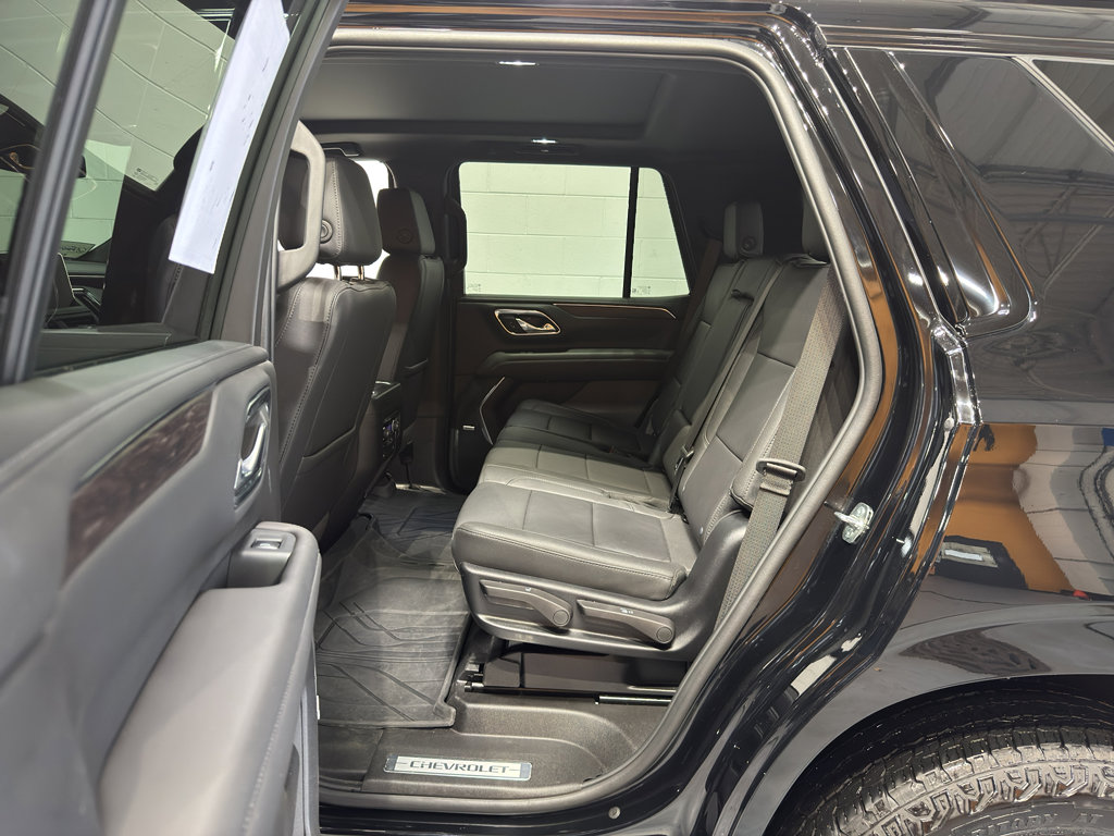 Used 2024 Chevrolet Tahoe Z71 image 10