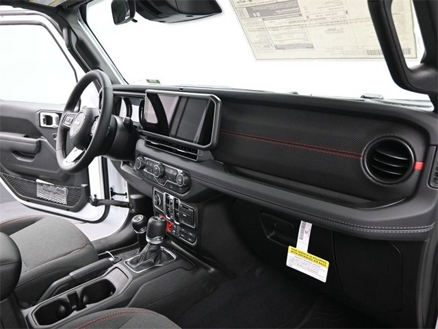 New 2026 Jeep Wrangler Unlimited Rubicon w/ Steel Bumper Group image 25