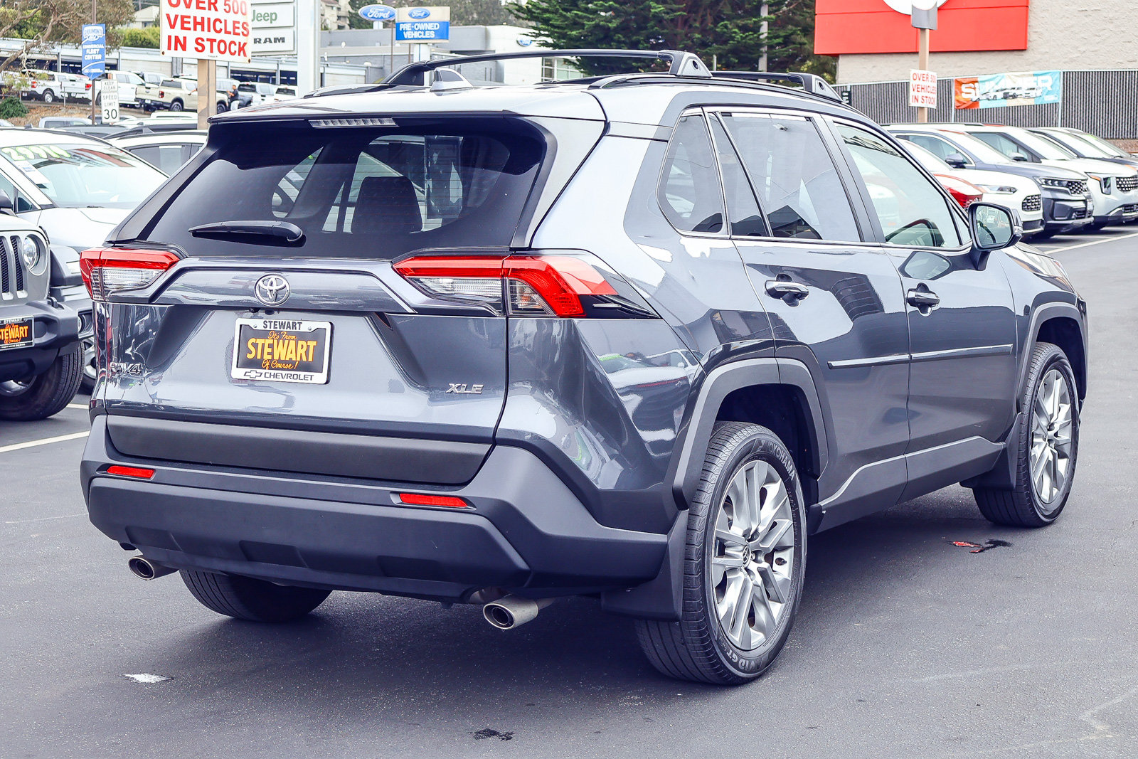 Used 2023 Toyota RAV4 XLE Premium FWD image 19