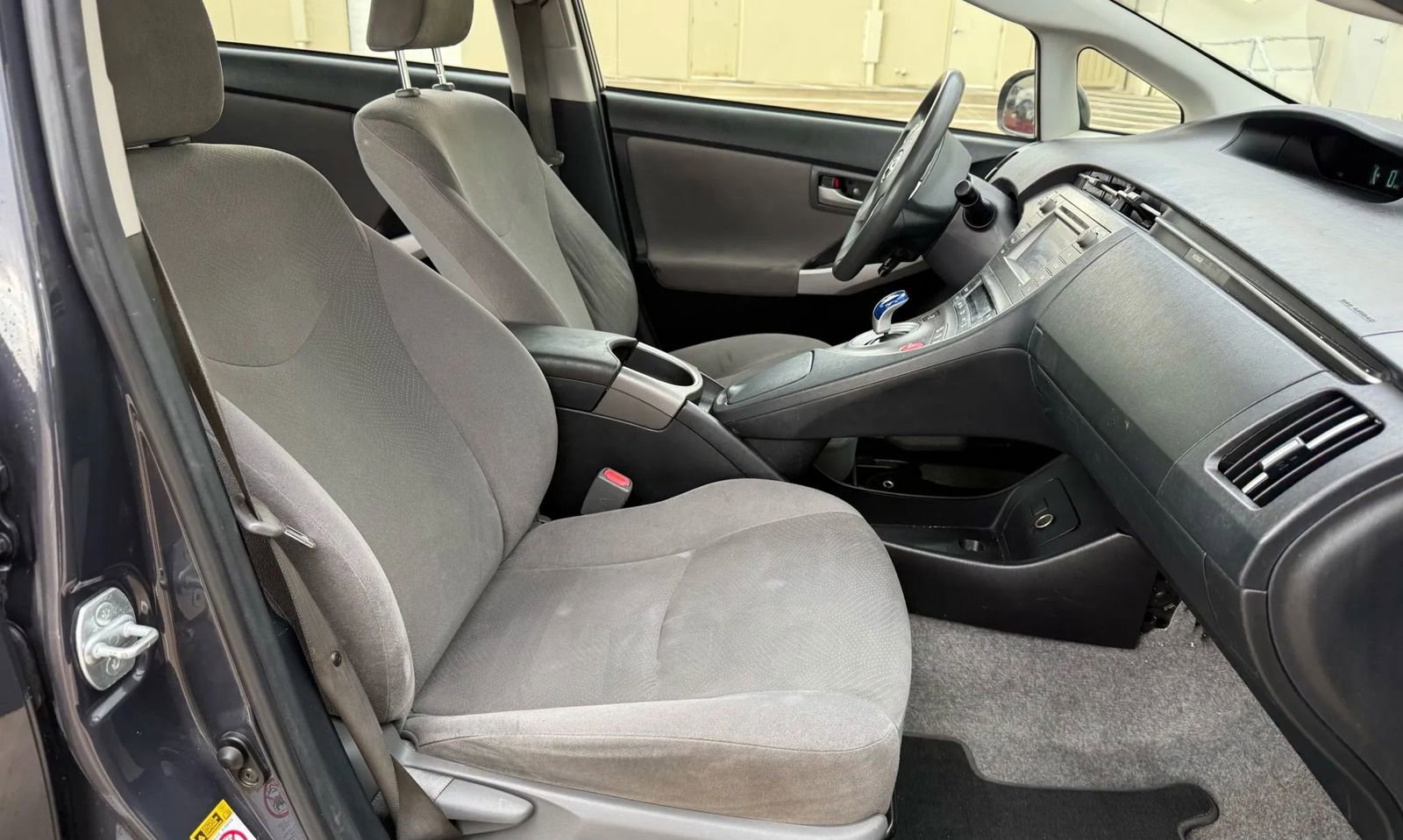 Used 2015 Toyota Prius Two FWD image 18