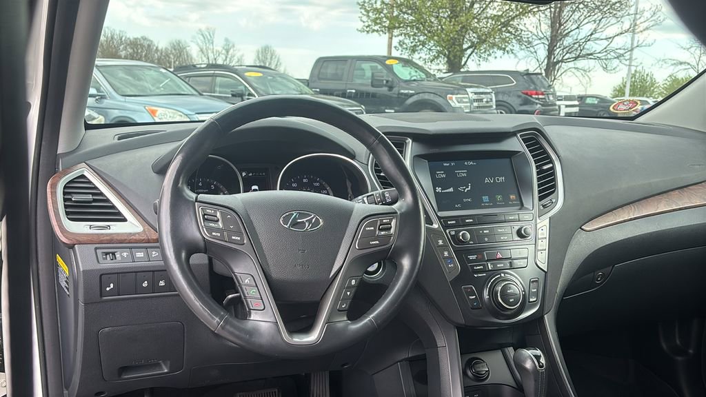 Used 2019 Hyundai Santa Fe XL image 13