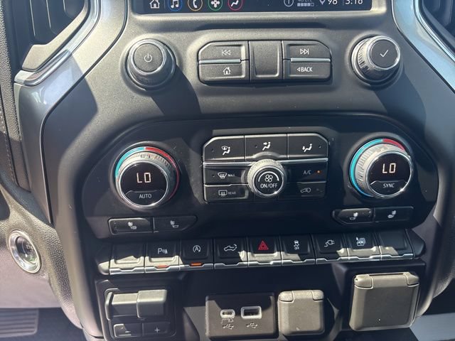 Used 2020 Chevrolet Silverado 1500 RST AWD/4WD image 9