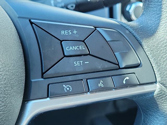 Used 2025 Nissan Versa SV w/ Trunk Package image 24