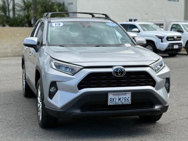 Certified 2019 Toyota RAV4 XLE Premium w/ Carpet Mat Package FWD image 3