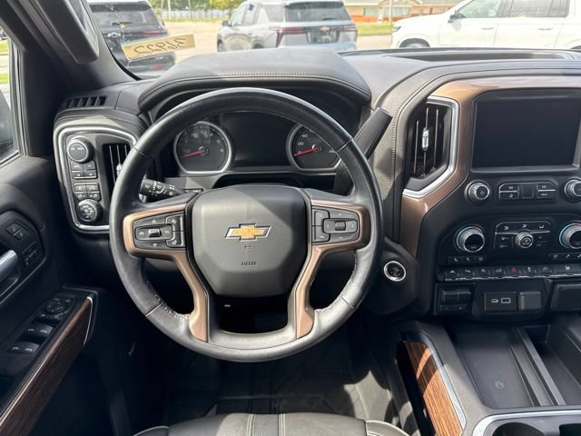 Used 2021 Chevrolet Silverado 1500 High Country w/ Technology Package AWD/4WD image 19