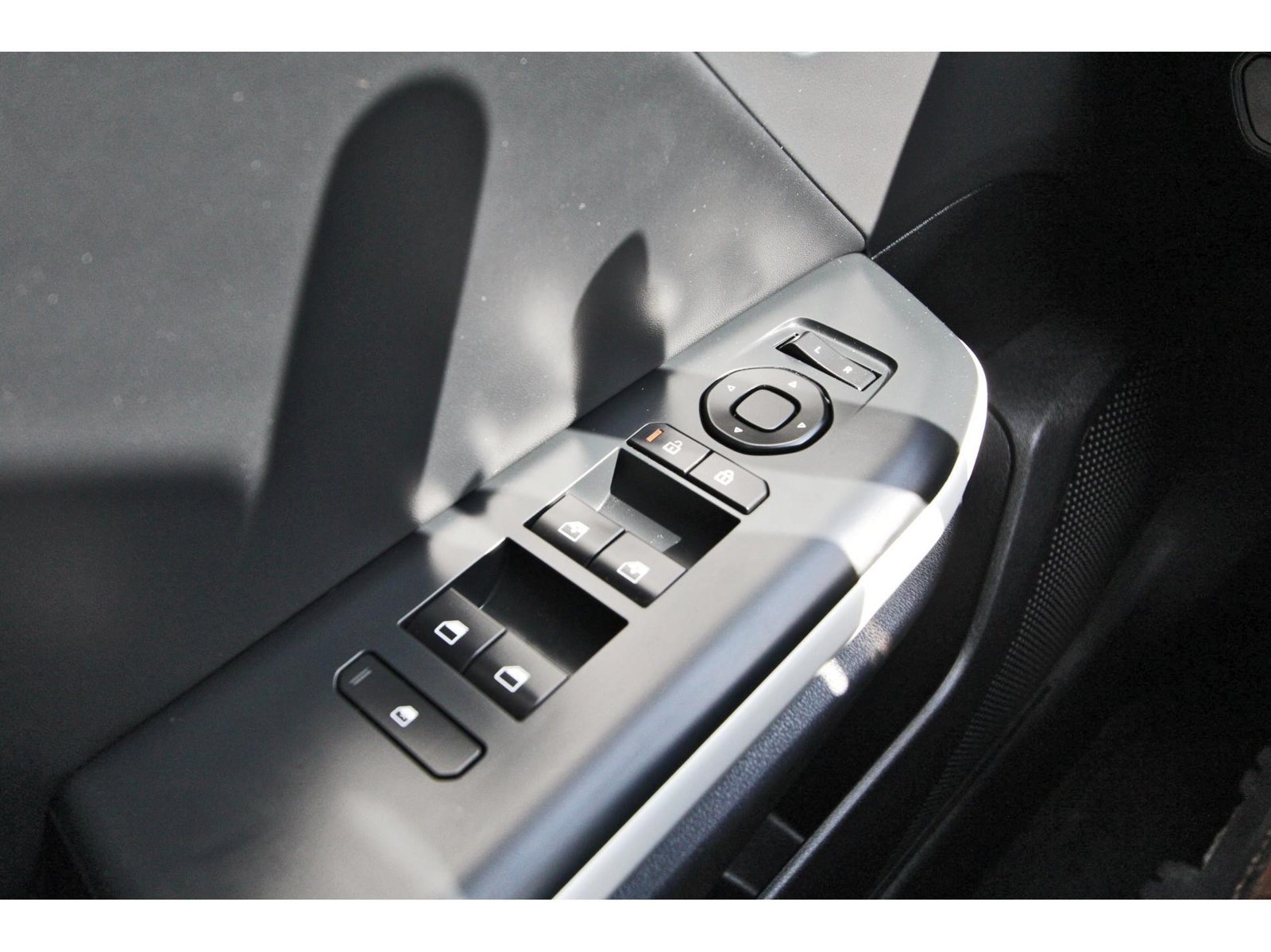 Used 2025 Kia K4 GT-Line w/ GT-Line Premium Package FWD image 22