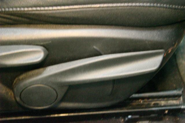 Used 2017 Jeep Compass Trailhawk w/ Leather Interior Group image 12