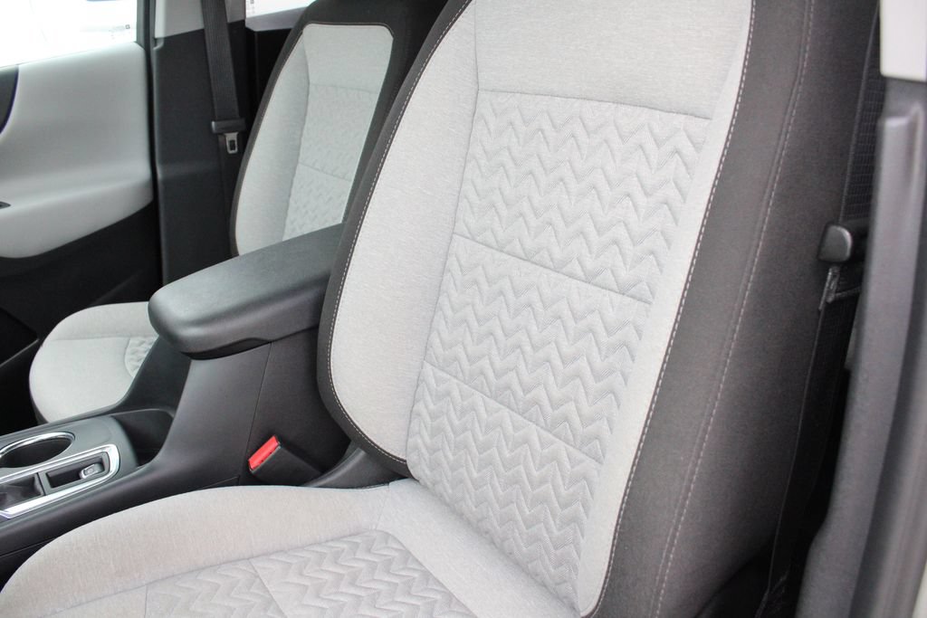 Used 2024 Chevrolet Equinox LS w/ LS Convenience Package FWD image 5