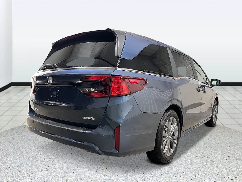 New 2027 Honda Odyssey Touring image 3