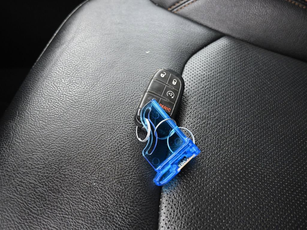 Used 2020 Jeep Compass Limited image 46