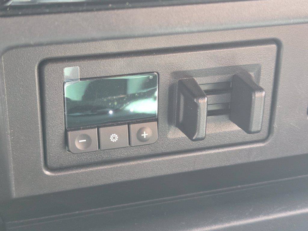 Used 2020 Nissan Titan PRO-4X w/ Pro-4x Convenience Package AWD/4WD image 15