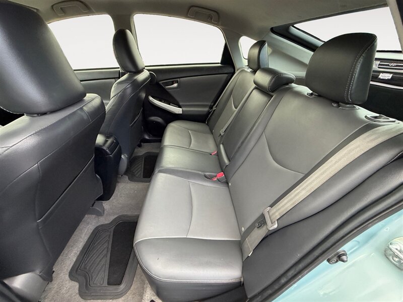 Used 2015 Toyota Prius Four FWD image 14