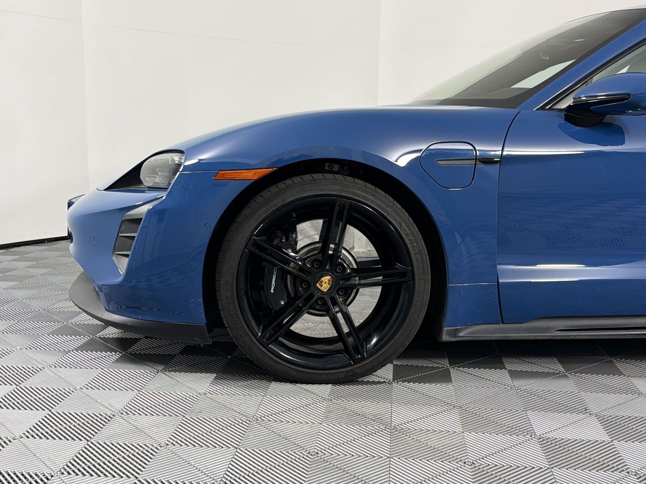 Certified 2023 Porsche Taycan GTS AWD/4WD image 7