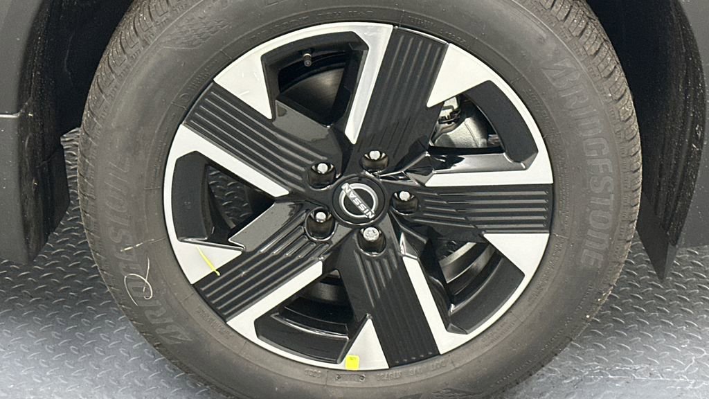 New 2026 Nissan Kicks SV w/ SV Premium Package image 20