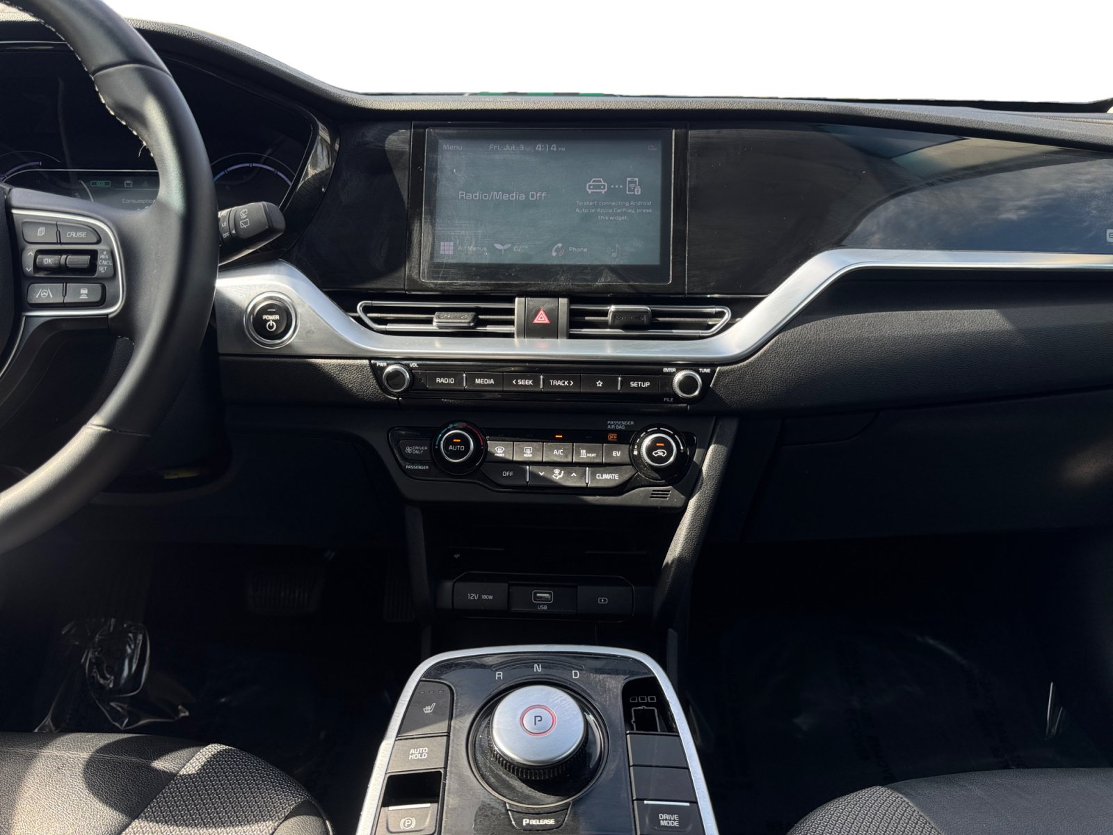 Used 2022 Kia Niro EX FWD image 11