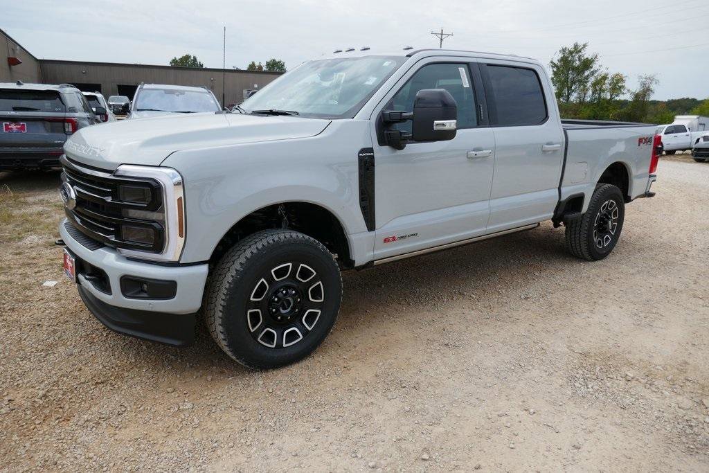 New 2026 Ford F350 Platinum w/ FX4 Off-Road Package image 7