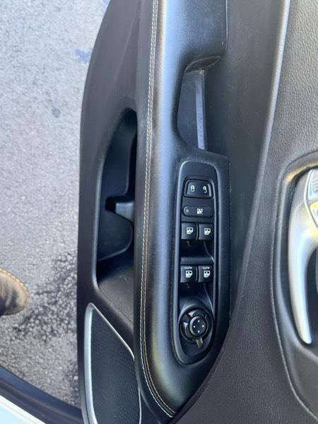 Used 2018 Jeep Compass Latitude w/ Popular Equipment Group image 13