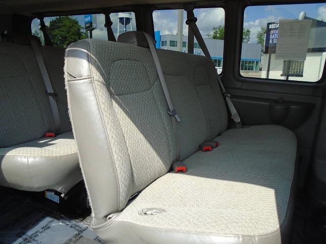 Certified 2025 Chevrolet Express 3500 LT w/ LT Preferred Equipment Group RWD image 16