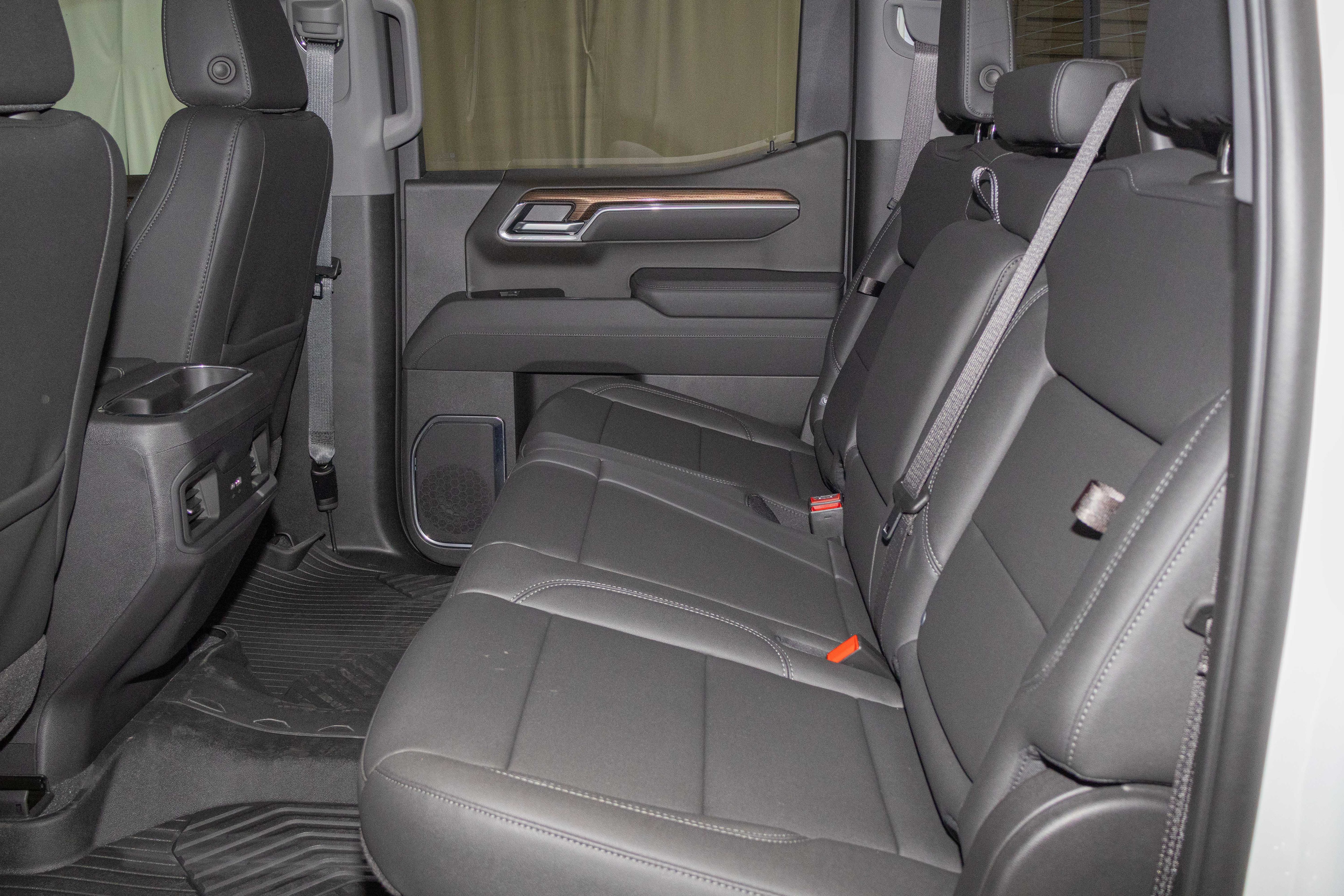 New 2026 Chevrolet Silverado 1500 LT Trail Boss w/ LT Trail Boss Premium Package AWD/4WD image 10