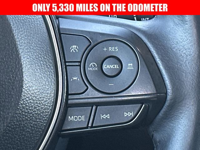 Used 2024 Toyota Corolla Cross XLE w/ Convenience Package image 11
