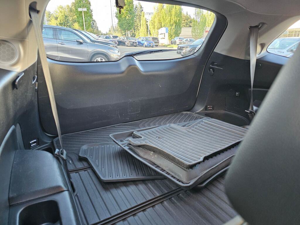 Certified 2018 Honda Pilot Touring image 13