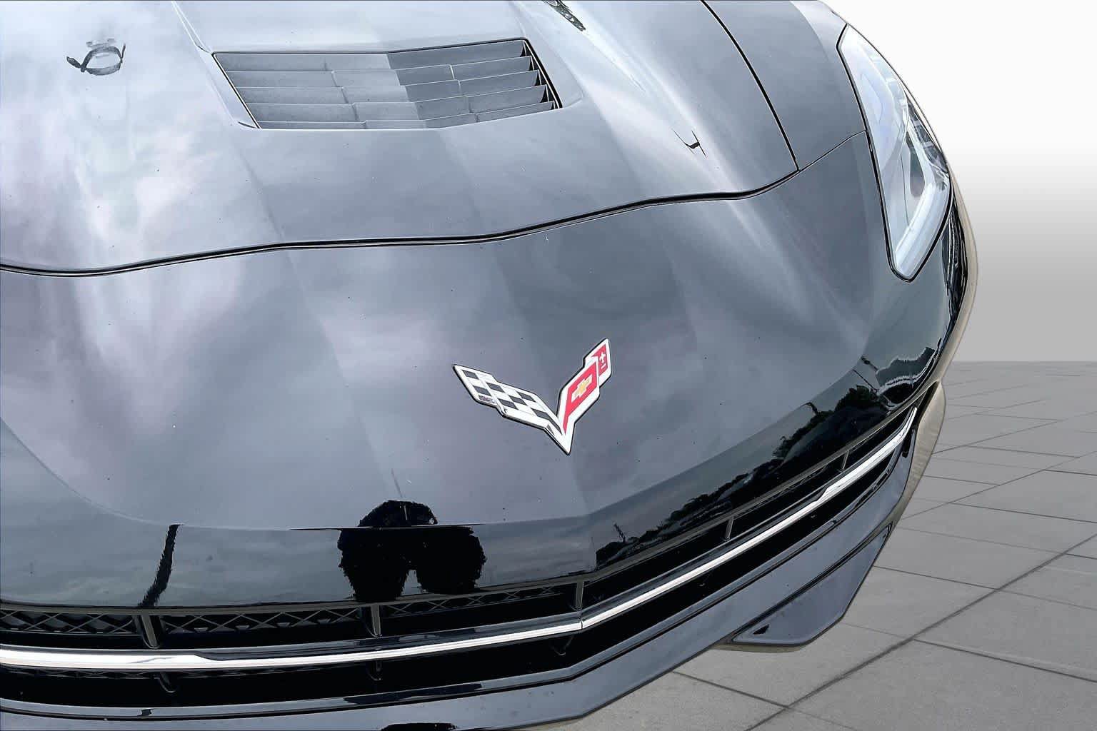 Used 2016 Chevrolet Corvette Stingray Coupe RWD image 25