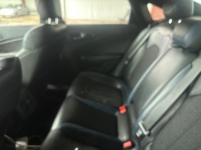 Used 2015 Chrysler 200 S w/ Comfort Group FWD image 19