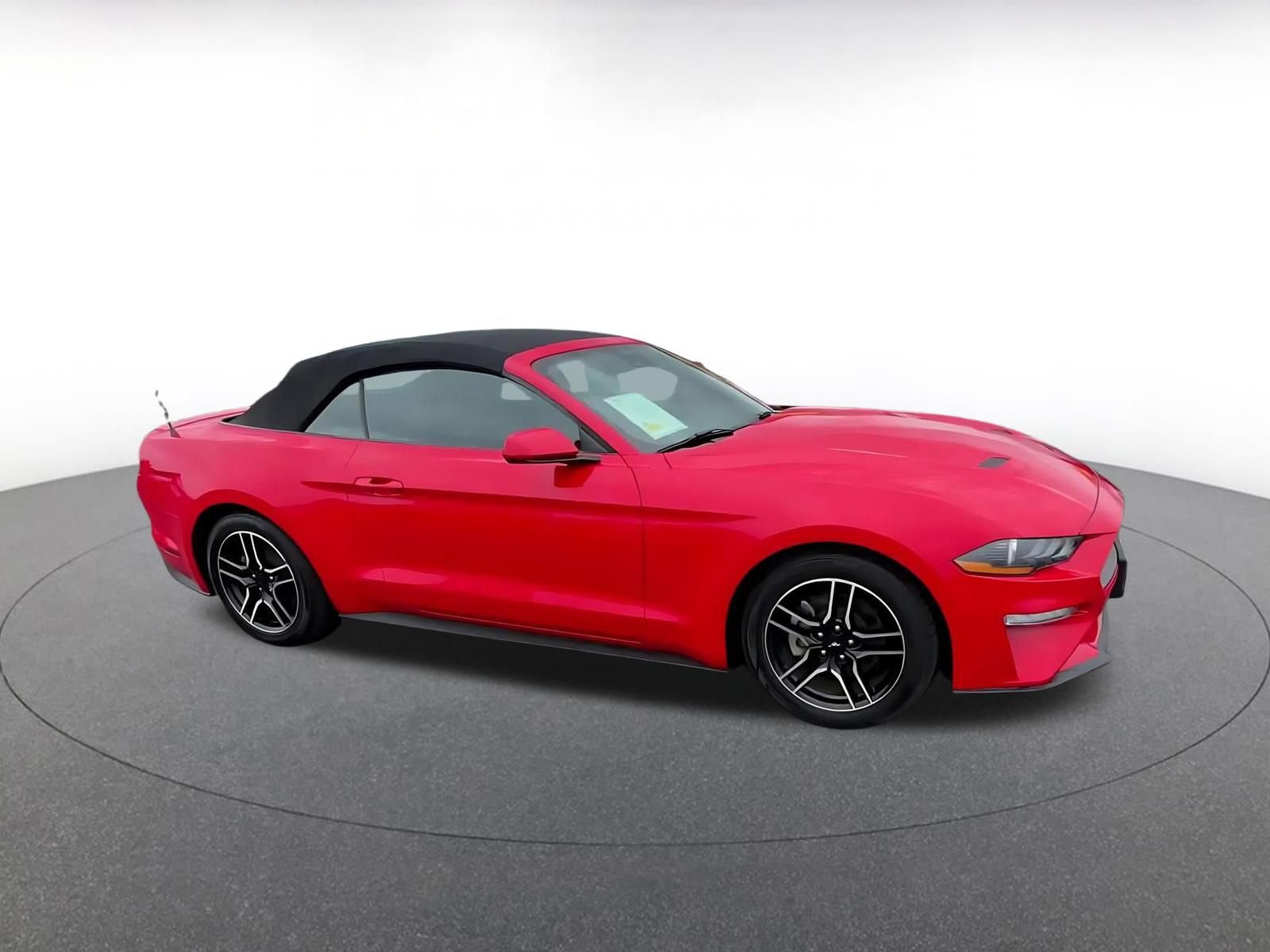 Used 2023 Ford Mustang Premium video 2