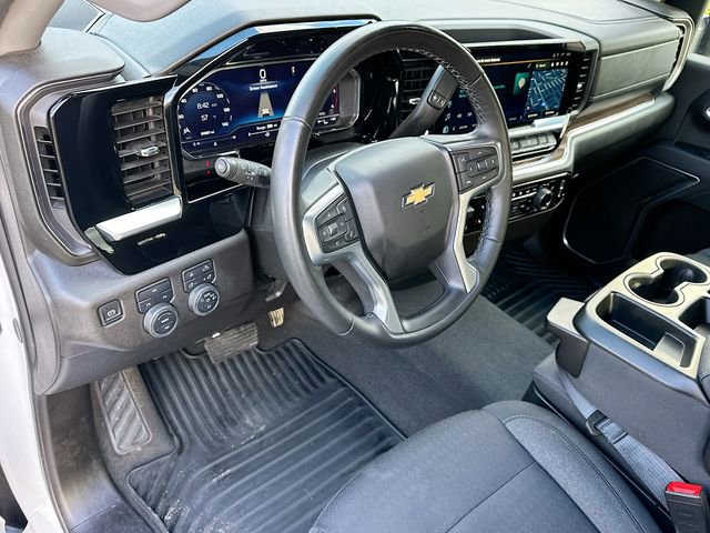 Used 2025 Chevrolet Silverado 2500 LT w/ Safety Package image 9