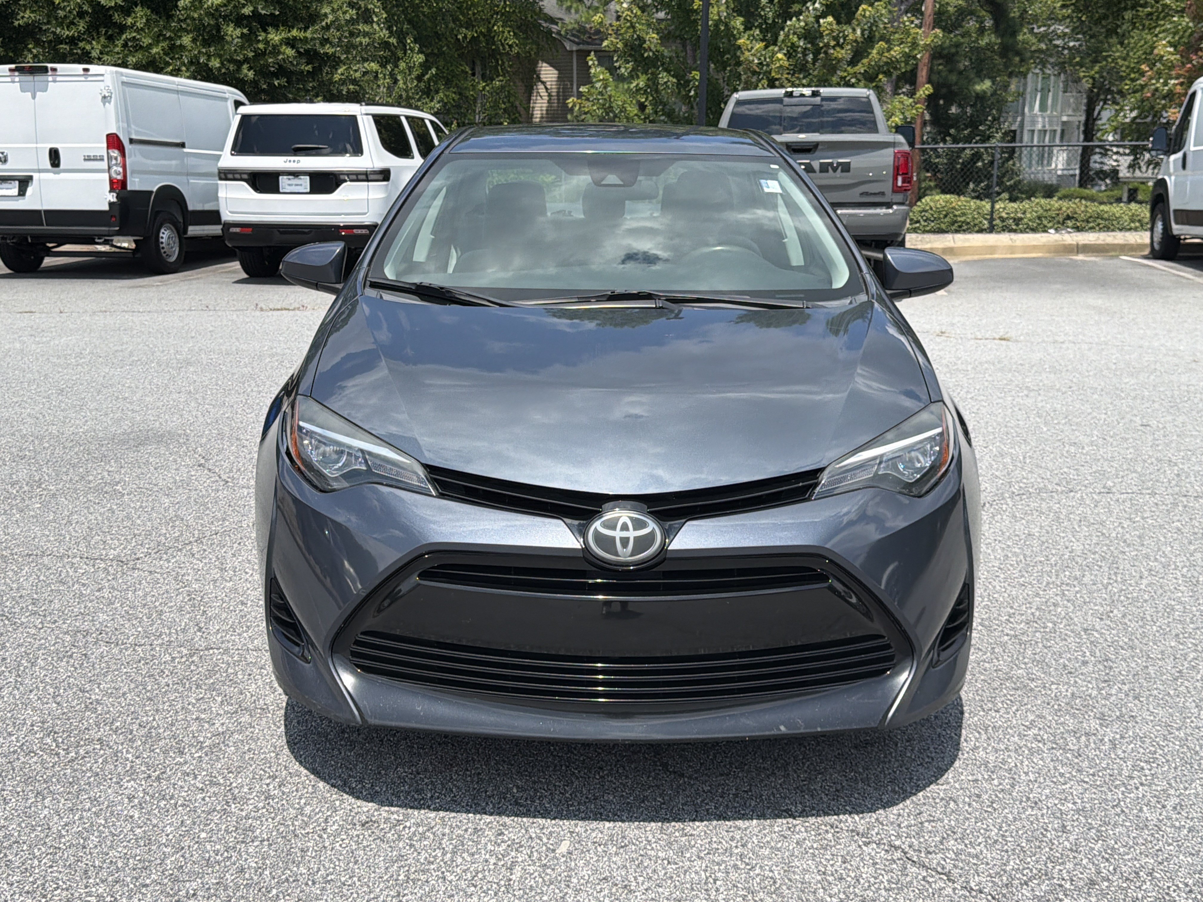 Used 2018 Toyota Corolla L FWD image 2