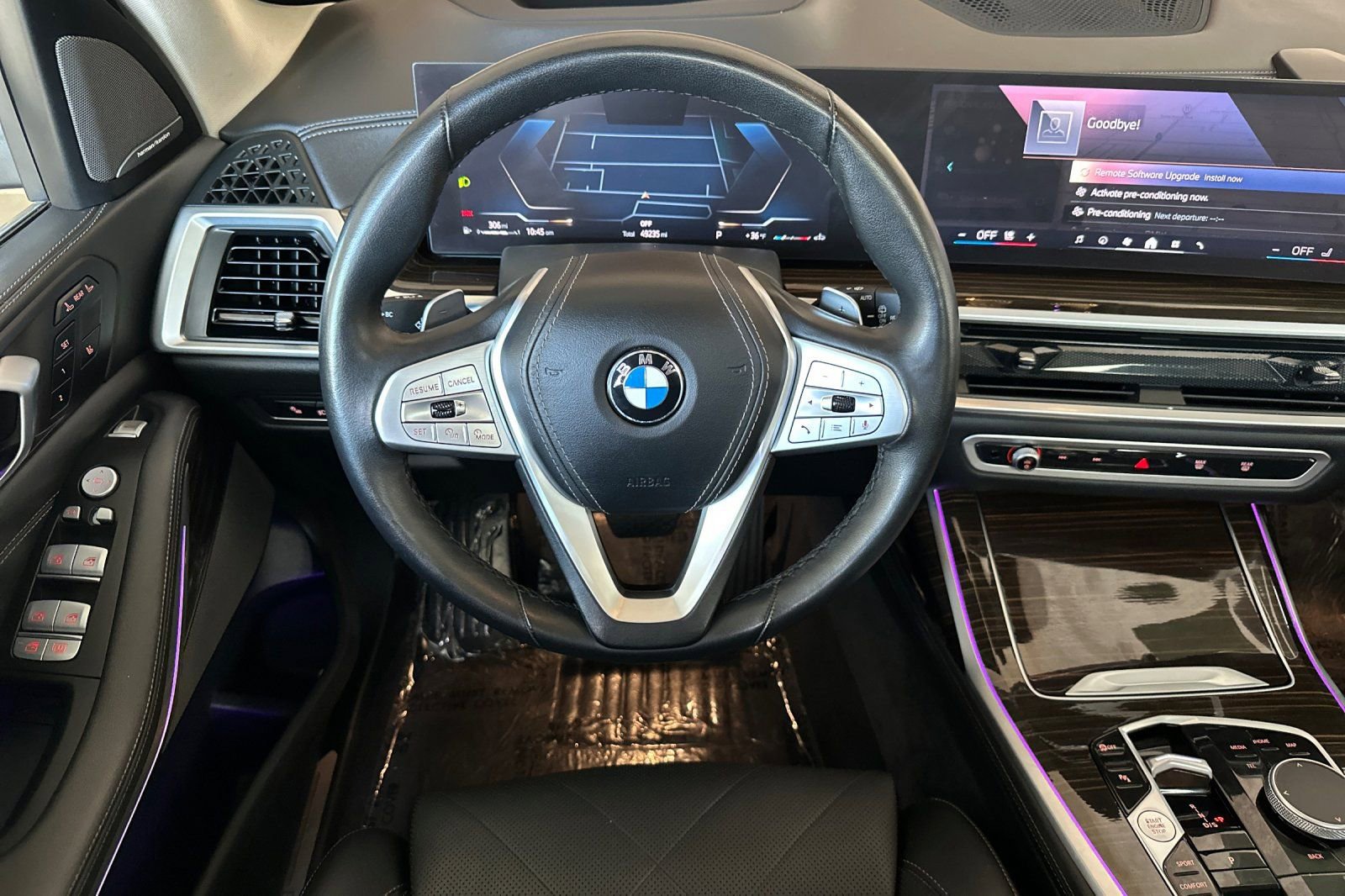 Used 2024 BMW X7 xDrive40i AWD/4WD image 16