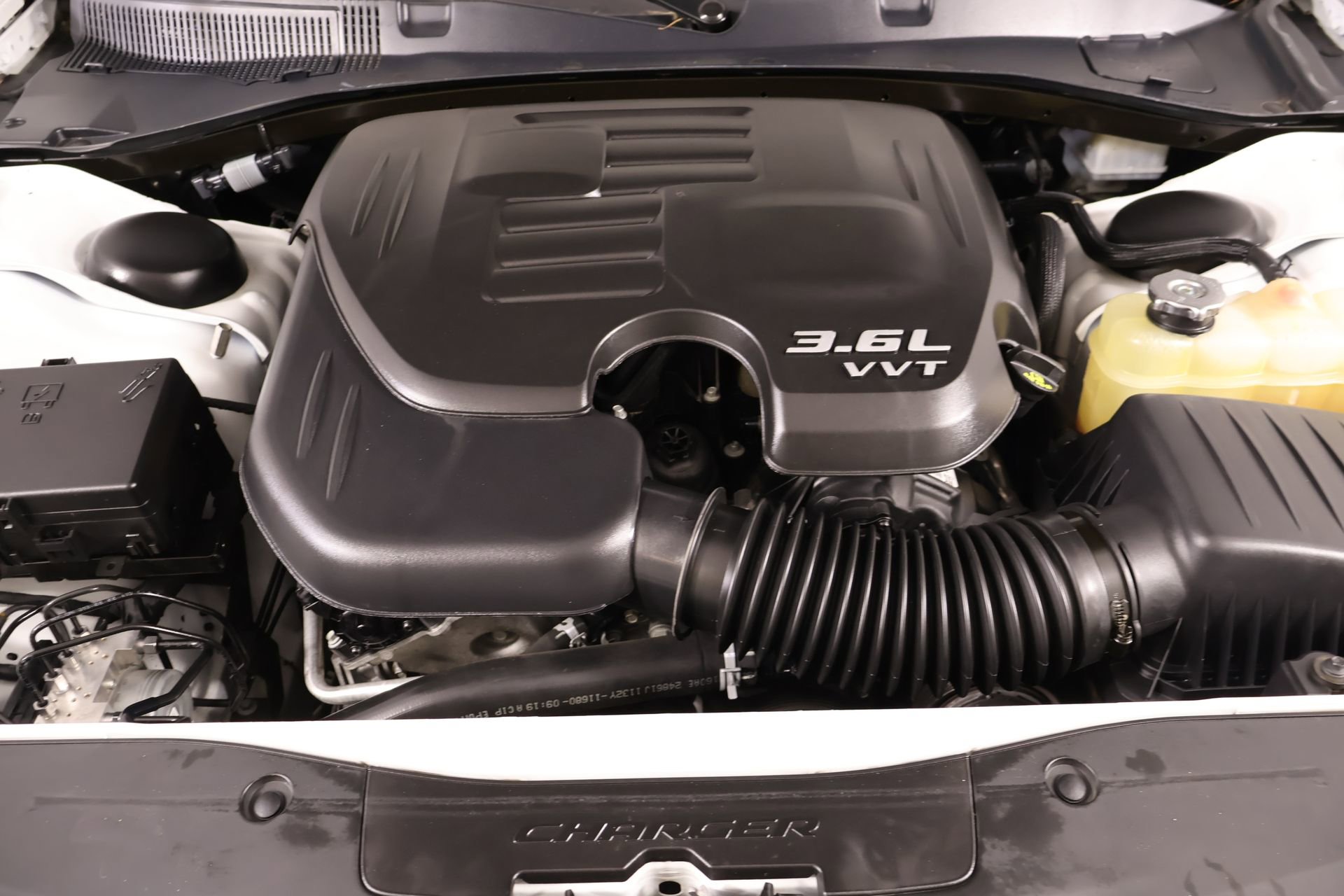 Used 2022 Dodge Charger SXT RWD image 18