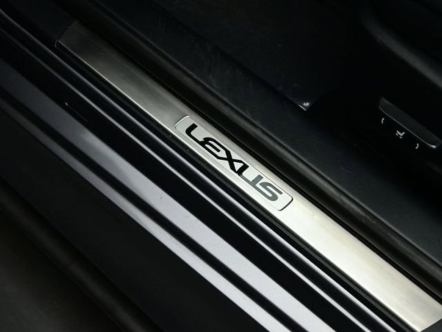 Used 2017 Lexus RC 200t F Sport image 38