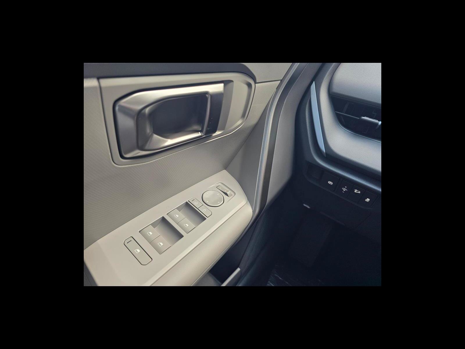 New 2027 Kia Seltos S FWD image 12