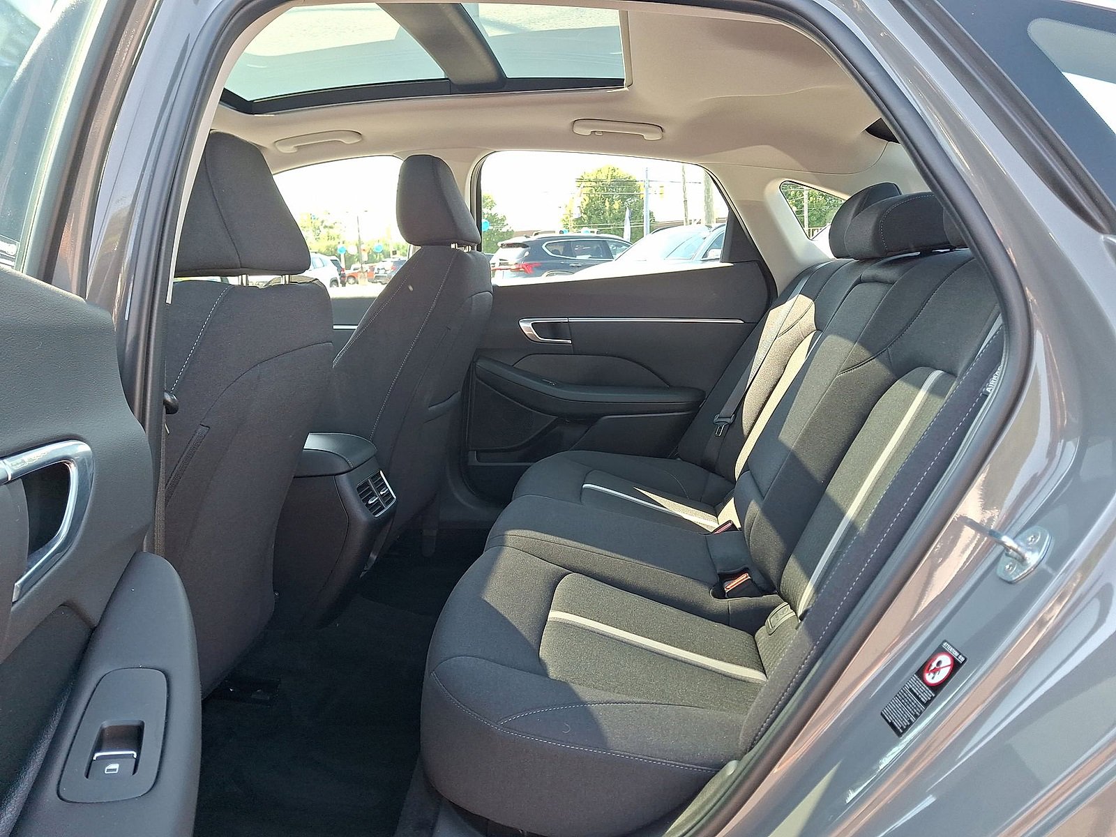 Certified 2022 Hyundai Sonata SEL w/ Convenience Package image 26